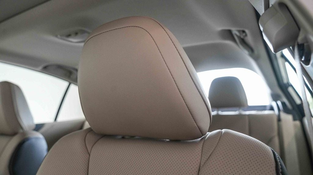 2025 Subaru LEGACY Limited