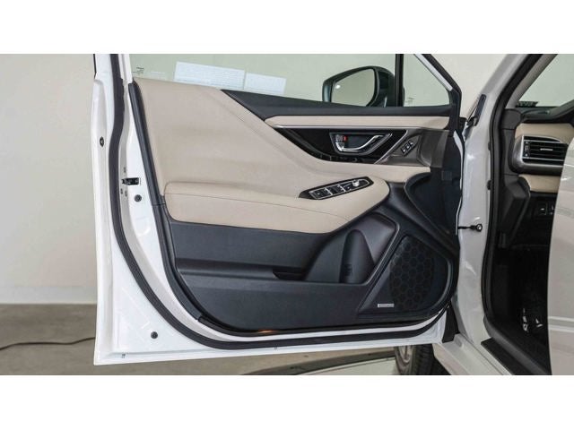 2025 Subaru LEGACY Limited