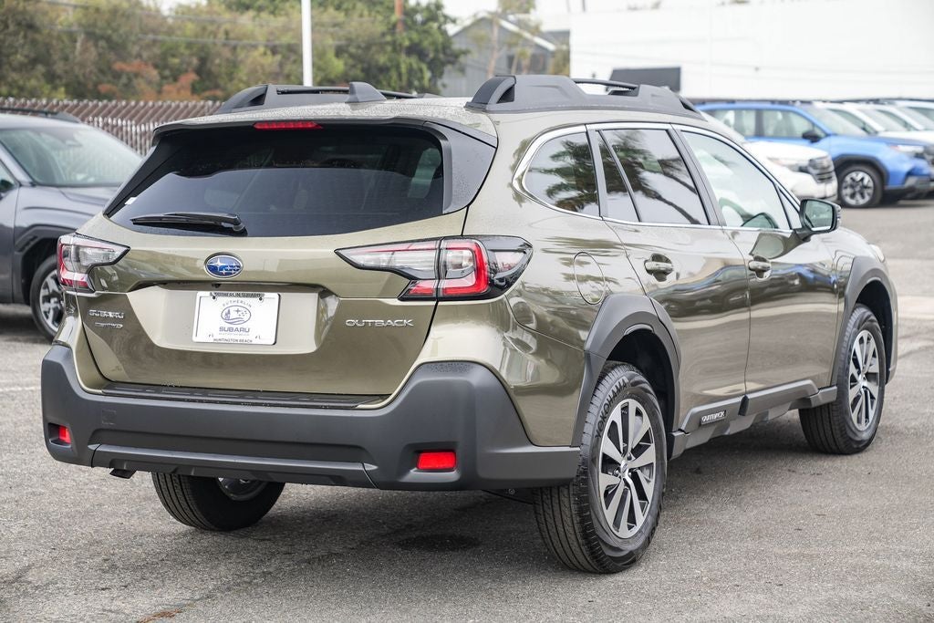 2025 Subaru OUTBACK Premium