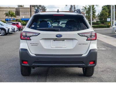 2025 Subaru OUTBACK Premium