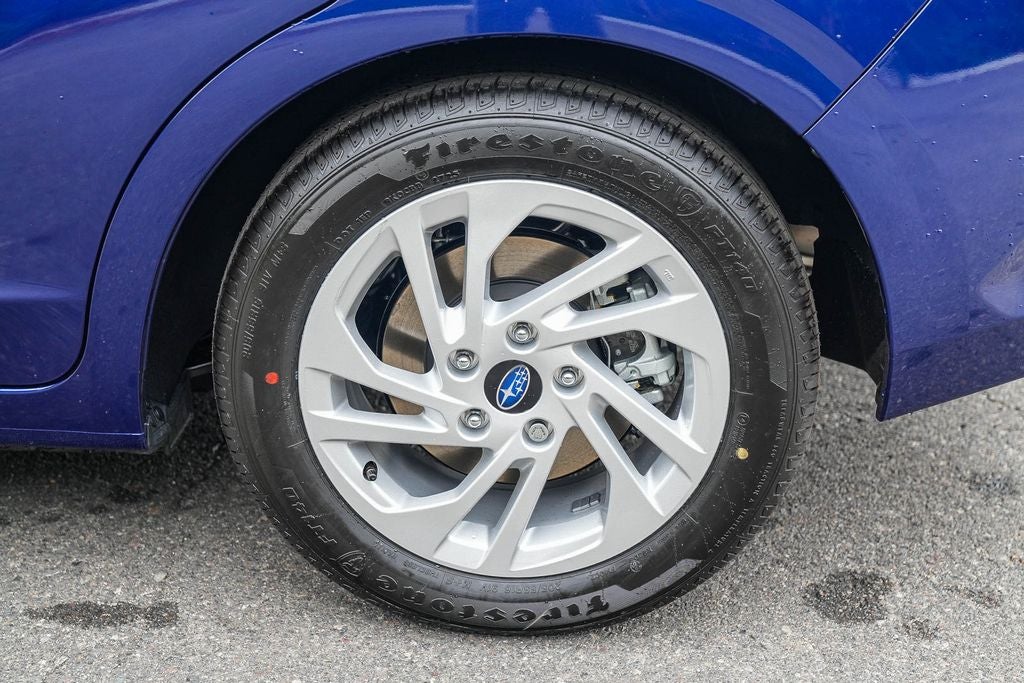 2025 Subaru IMPREZA Base