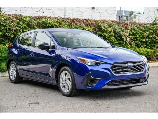 2025 Subaru IMPREZA Base