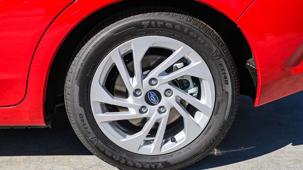 2025 Subaru IMPREZA Base