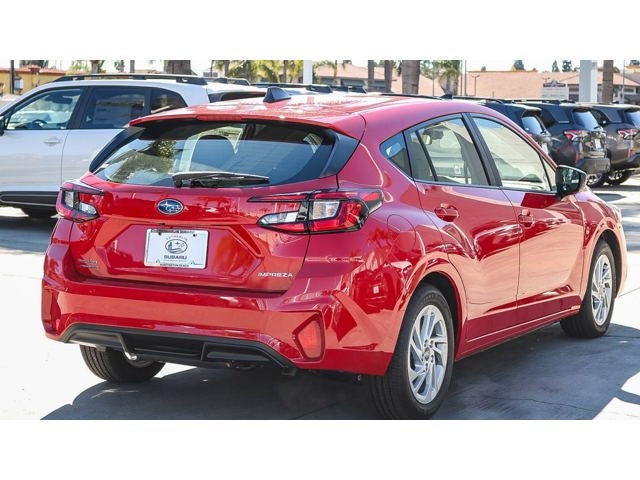 2025 Subaru IMPREZA Base