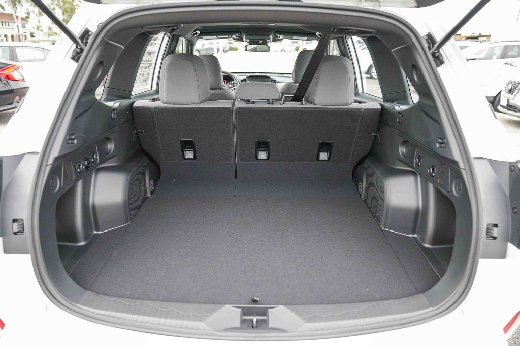 2025 Subaru FORESTER Base