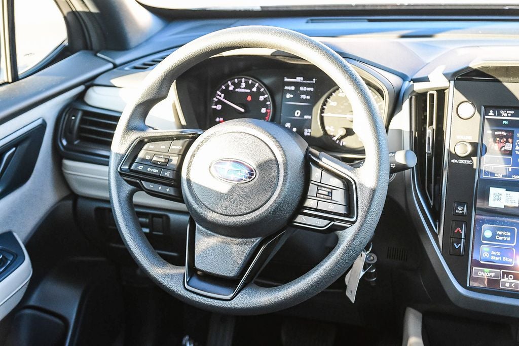 2025 Subaru FORESTER Base