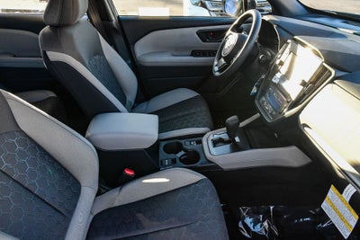 2025 Subaru FORESTER Base