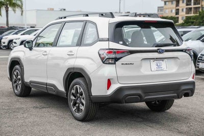 2025 Subaru FORESTER Base