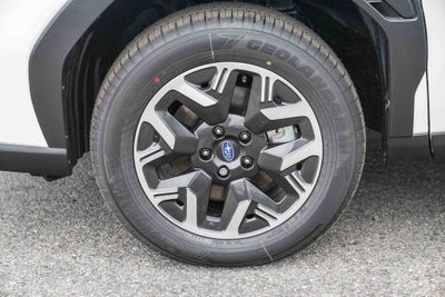 2025 Subaru FORESTER Base