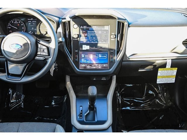 2025 Subaru FORESTER Base