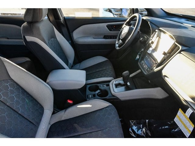 2025 Subaru FORESTER Base