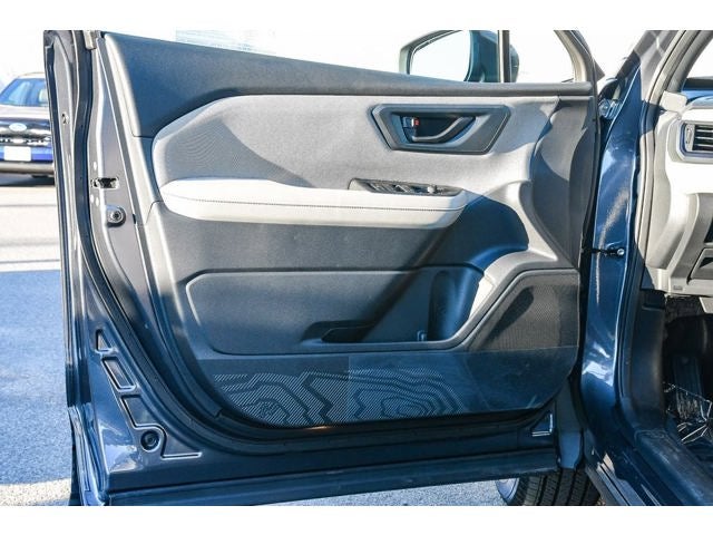 2025 Subaru FORESTER Base