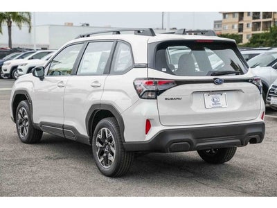 2025 Subaru FORESTER Base