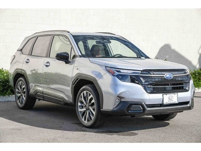 2025 Subaru FORESTER Touring