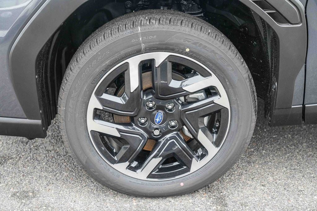 2025 Subaru FORESTER Limited Hybrid