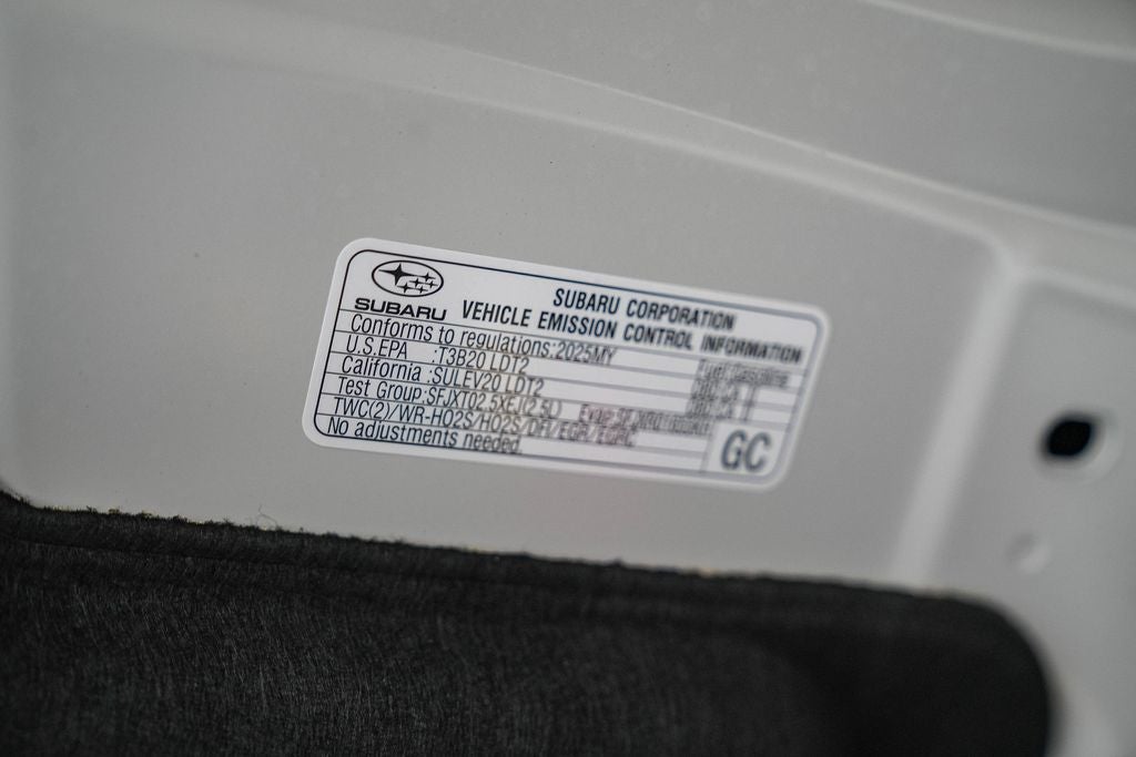 2025 Subaru FORESTER Limited Hybrid