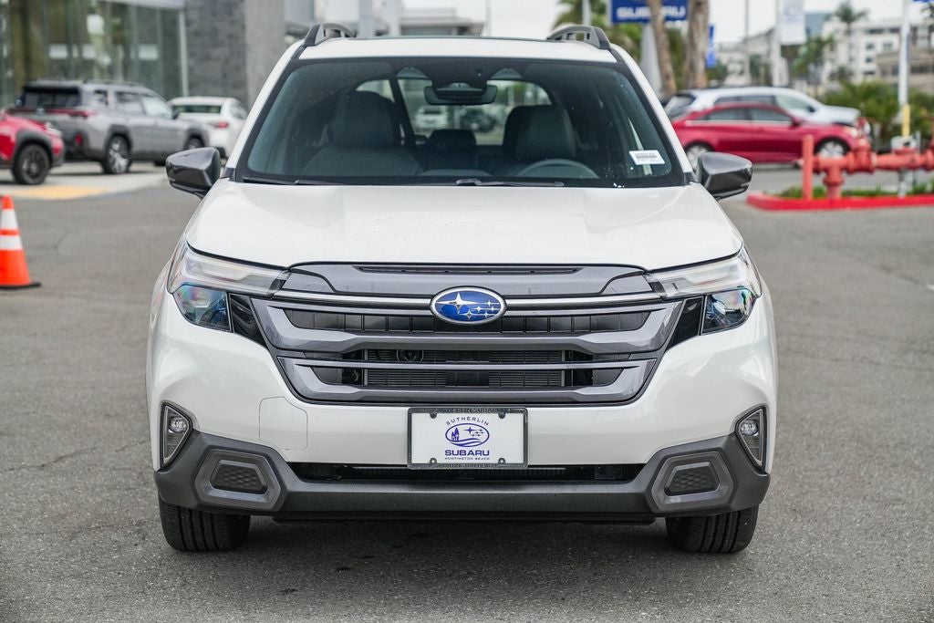2025 Subaru FORESTER Limited Hybrid