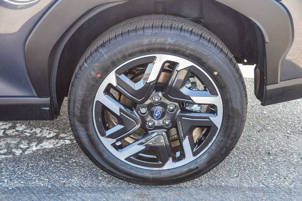 2025 Subaru FORESTER Limited Hybrid