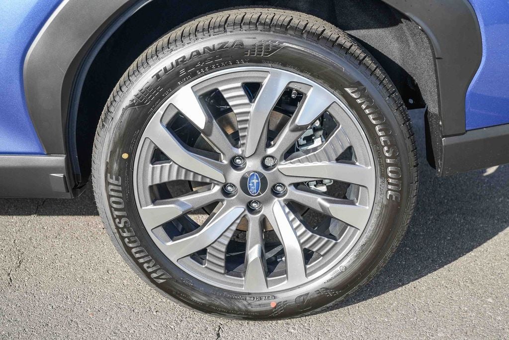 2025 Subaru FORESTER Touring Hybrid