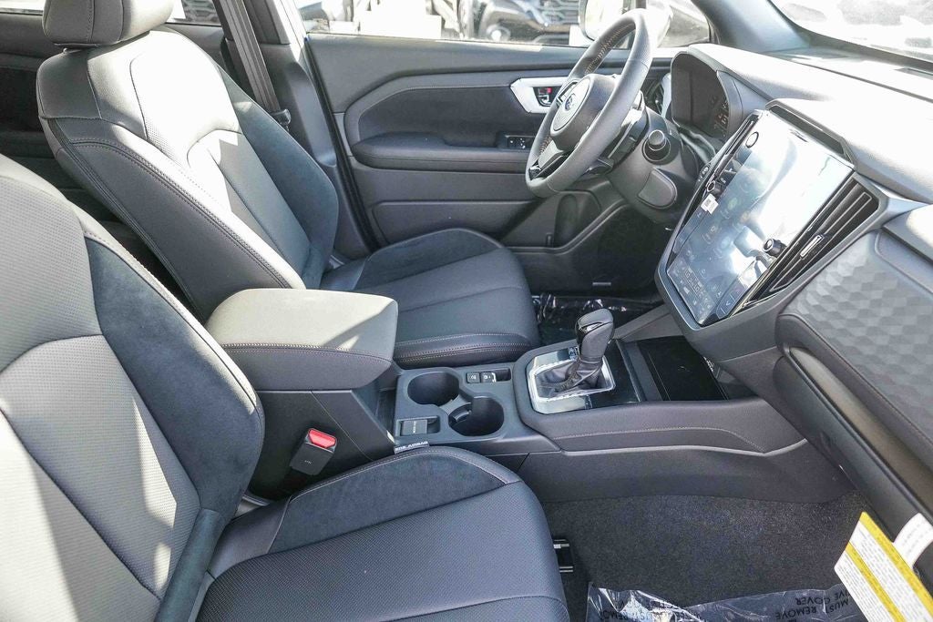 2025 Subaru FORESTER Touring Hybrid