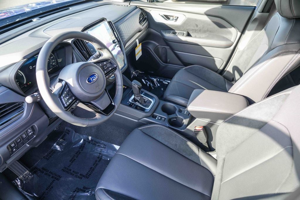 2025 Subaru FORESTER Touring Hybrid