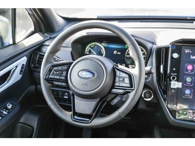 2025 Subaru FORESTER Touring Hybrid