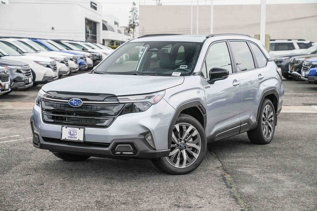 2025 Subaru FORESTER Touring Hybrid