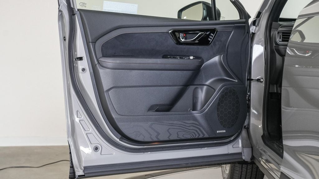 2025 Subaru FORESTER Touring Hybrid