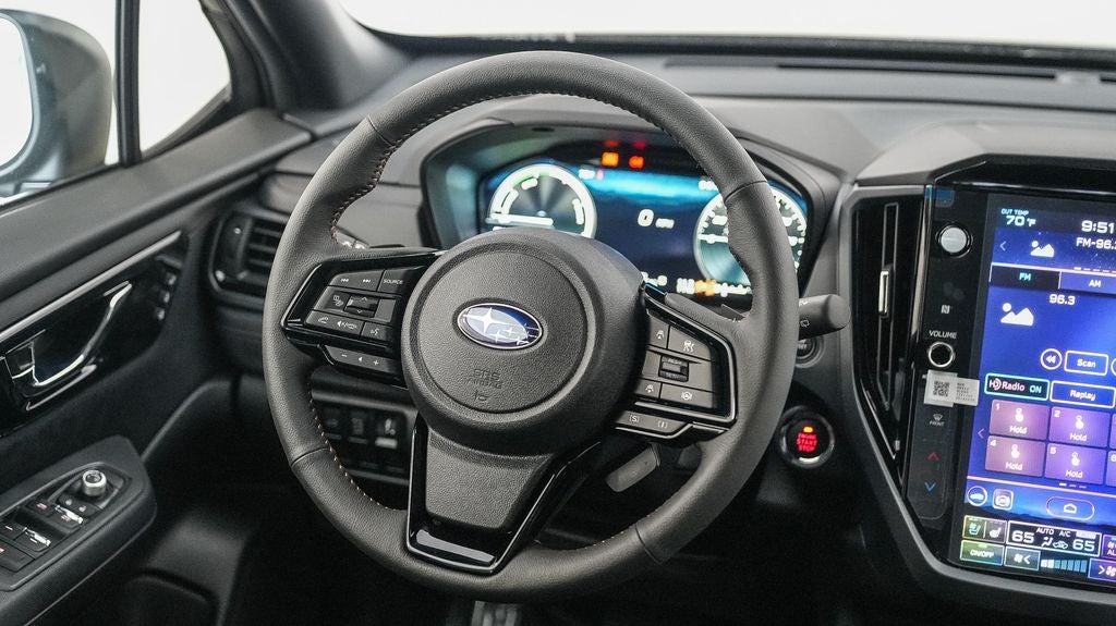 2025 Subaru FORESTER Touring Hybrid