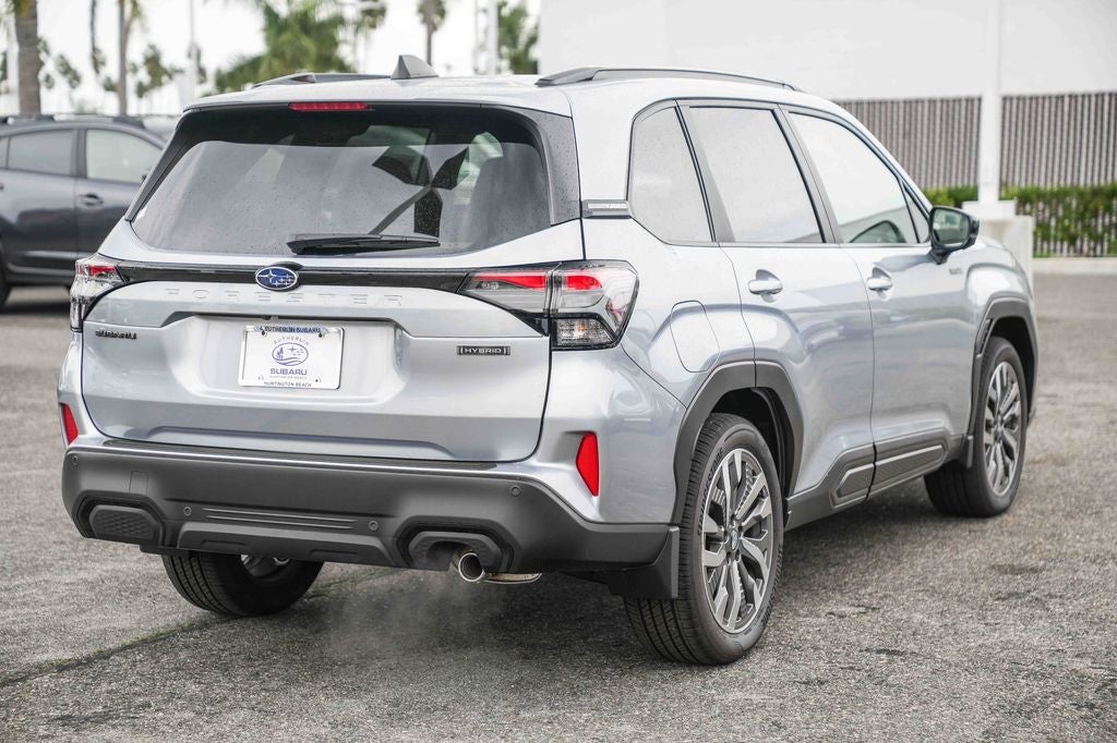 2025 Subaru FORESTER Touring Hybrid