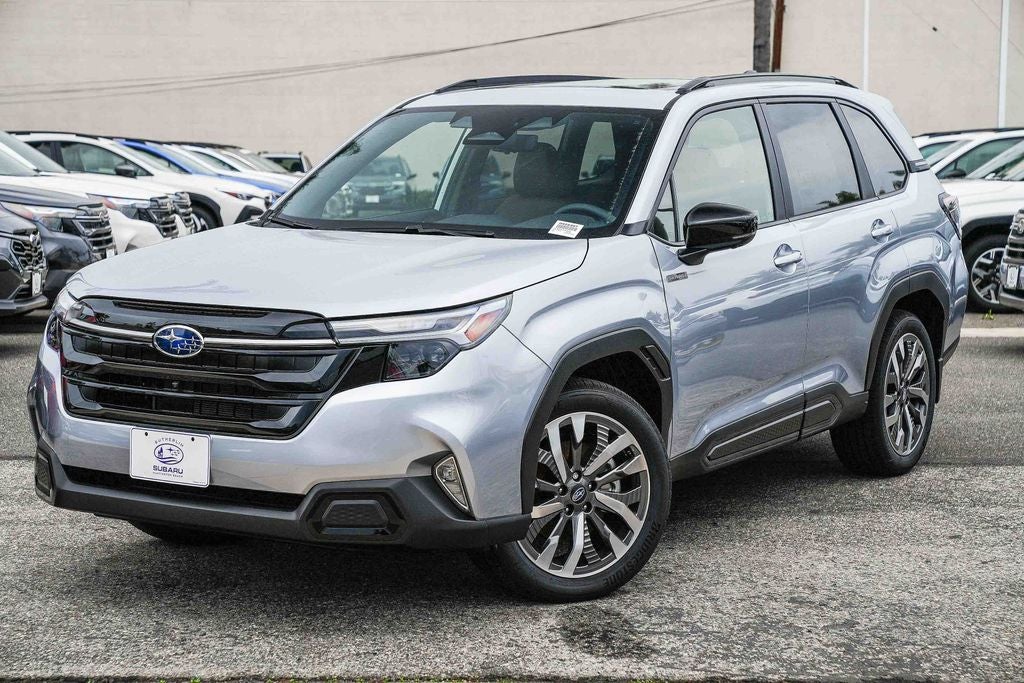 2025 Subaru FORESTER Touring Hybrid