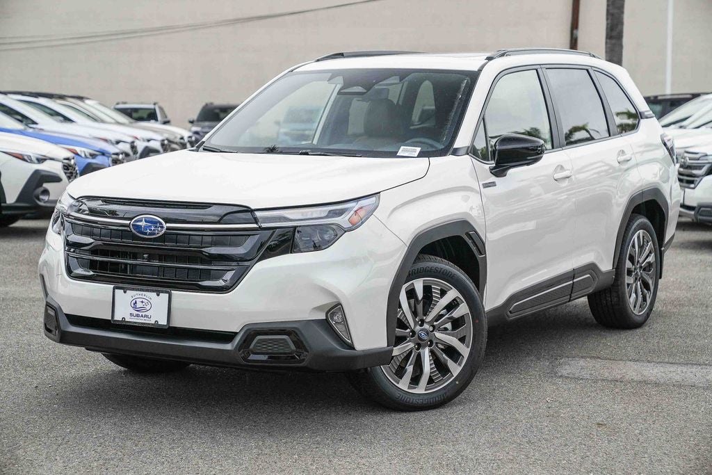 2025 Subaru FORESTER Touring Hybrid
