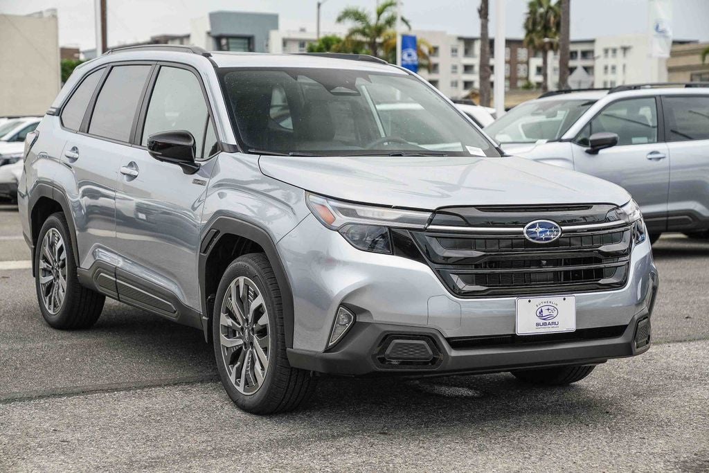 2025 Subaru FORESTER Touring Hybrid