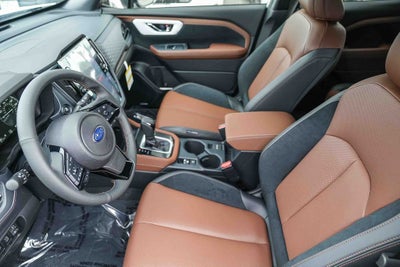 2025 Subaru FORESTER Touring Hybrid