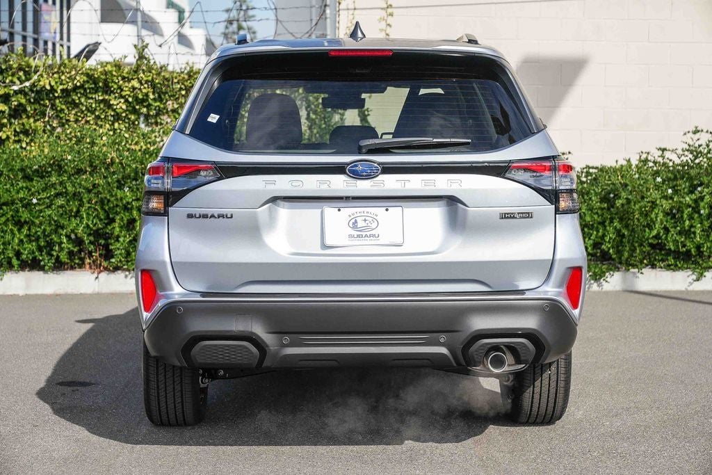 2025 Subaru FORESTER Touring Hybrid