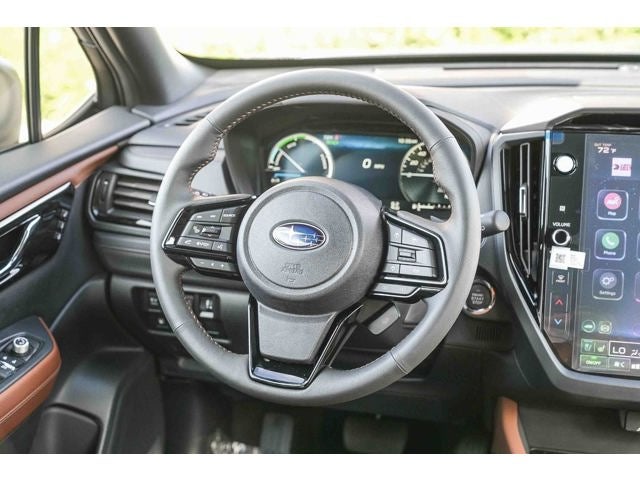 2025 Subaru FORESTER Touring Hybrid