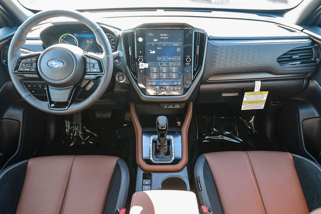 2025 Subaru FORESTER Touring Hybrid