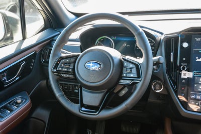 2025 Subaru FORESTER Touring Hybrid