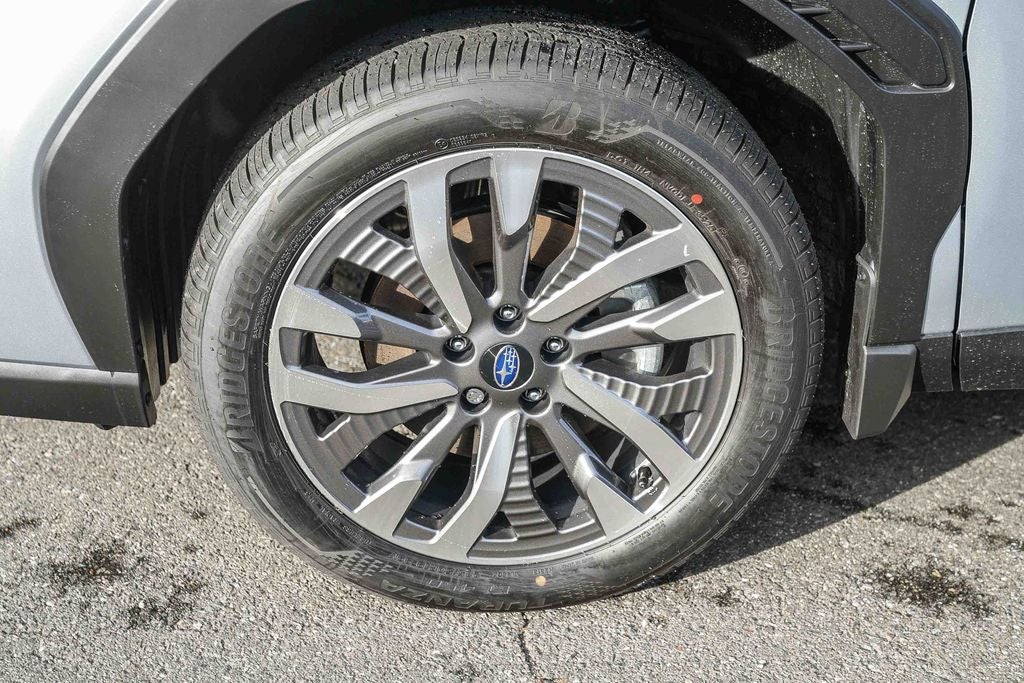 2025 Subaru FORESTER Touring Hybrid