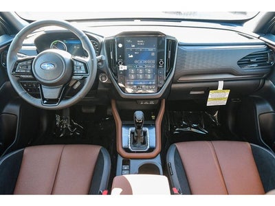 2025 Subaru FORESTER Touring Hybrid