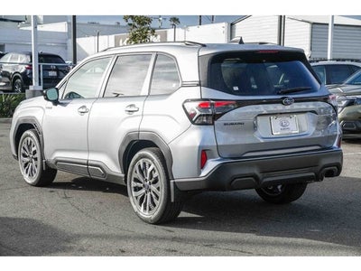 2025 Subaru FORESTER Touring Hybrid