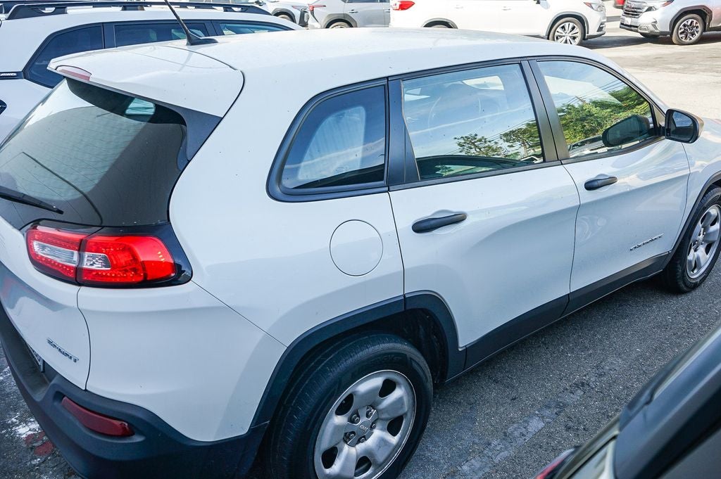 2014 Jeep Cherokee Sport