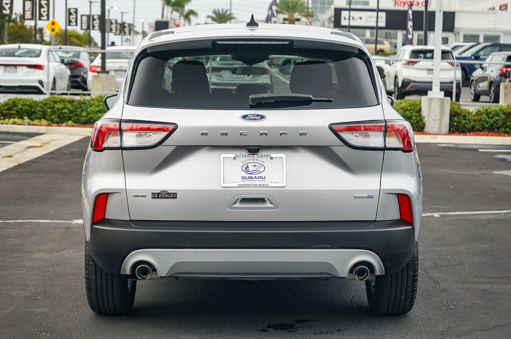 2020 Ford Escape SE