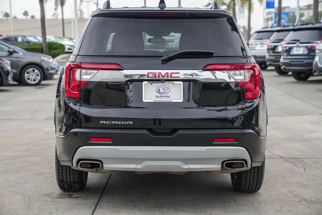 2023 GMC Acadia SLT