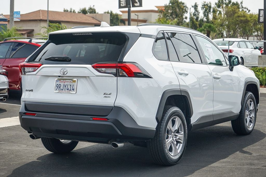 2025 Toyota RAV4 XLE
