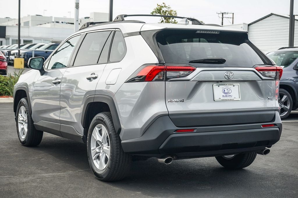 2020 Toyota RAV4 XLE