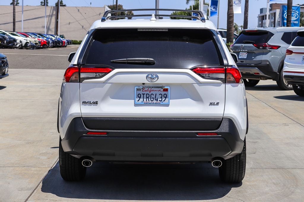 2021 Toyota RAV4 XLE