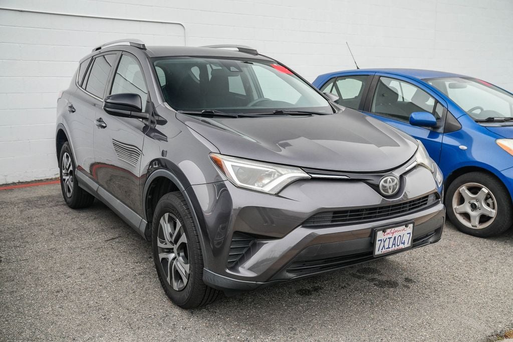 2017 Toyota RAV4 LE