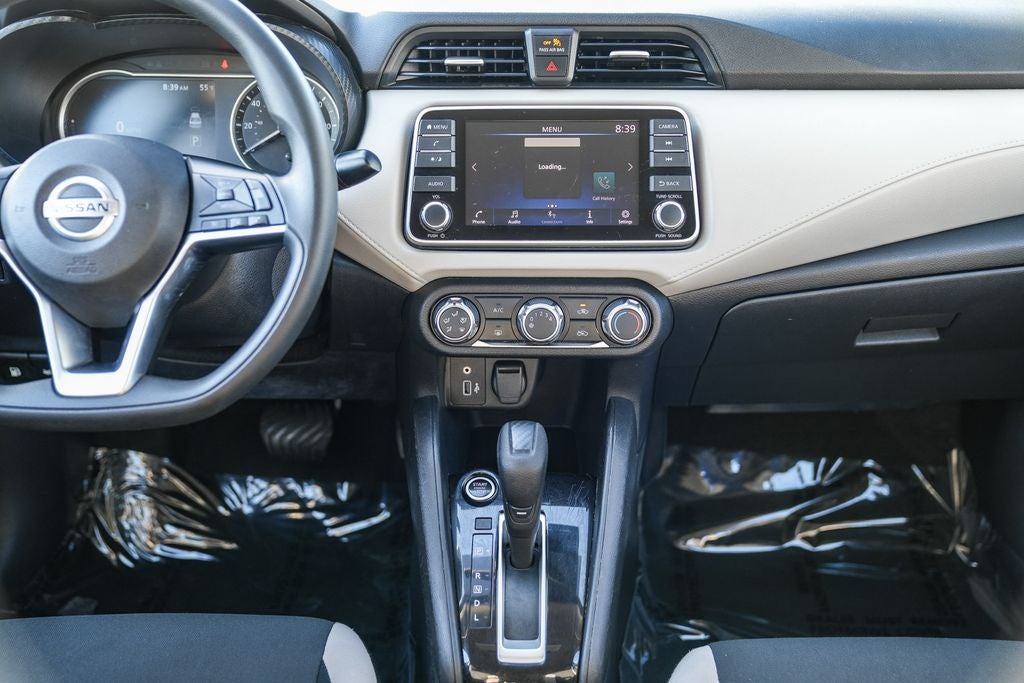 2022 Nissan Versa 1.6 SV