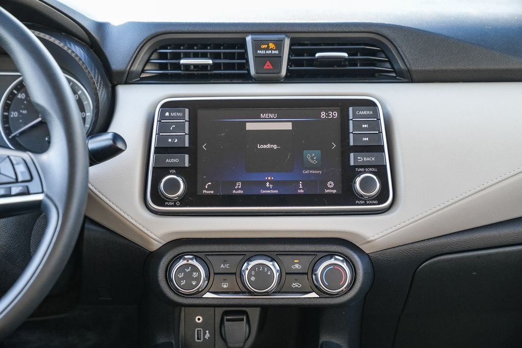 2022 Nissan Versa 1.6 SV